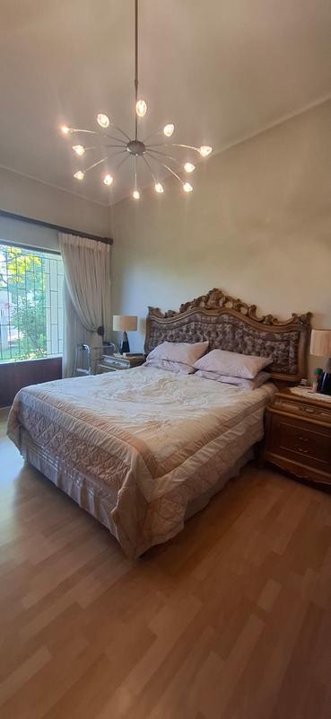 6 Bedroom Property for Sale in Cravenby Western Cape